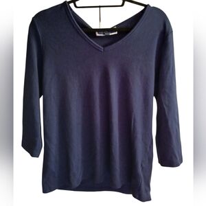 Karen Scott
V-Neck 3/4-Sleeve Top